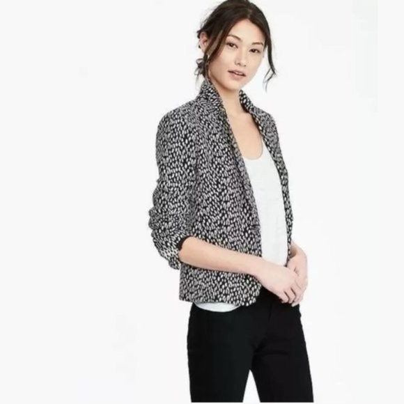 Banana Republic Black & White Print Blazer - Picture 2 of 8